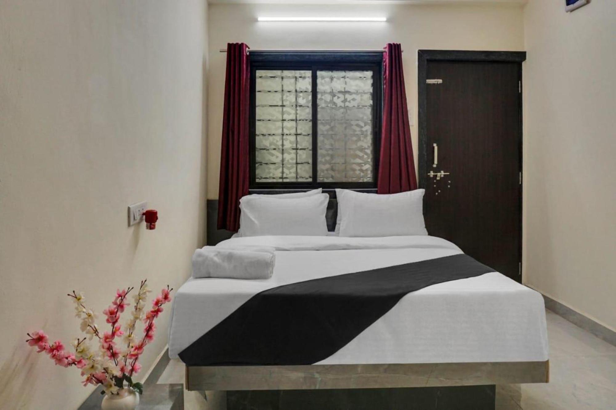 Hotel Paradise-Near Eon It Park Kharadi Pune Exterior foto